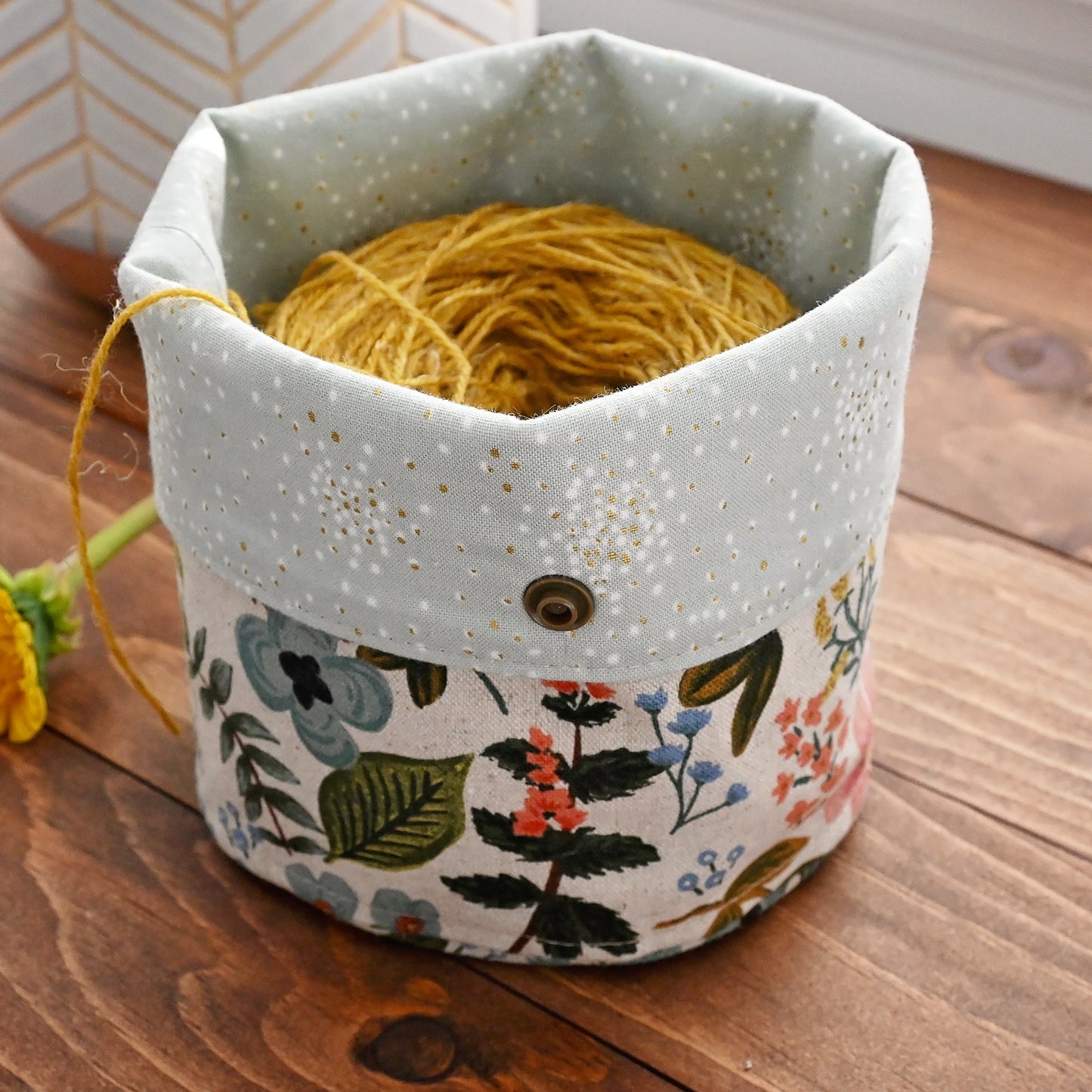 Amalfi Yarn Cozy - Medium