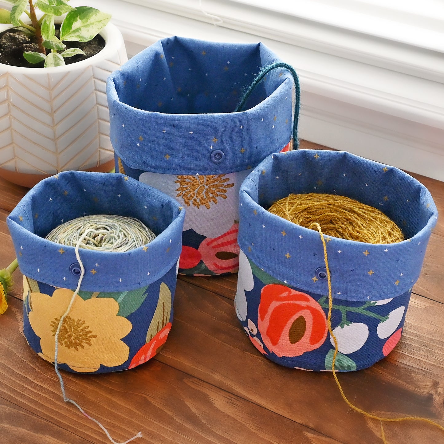 Vintage Garden Yarn Cozy - Large