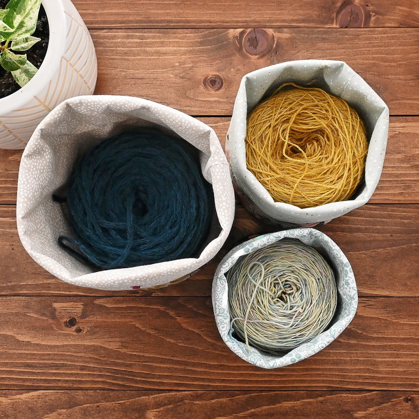Bloom Yarn Cozy - Small
