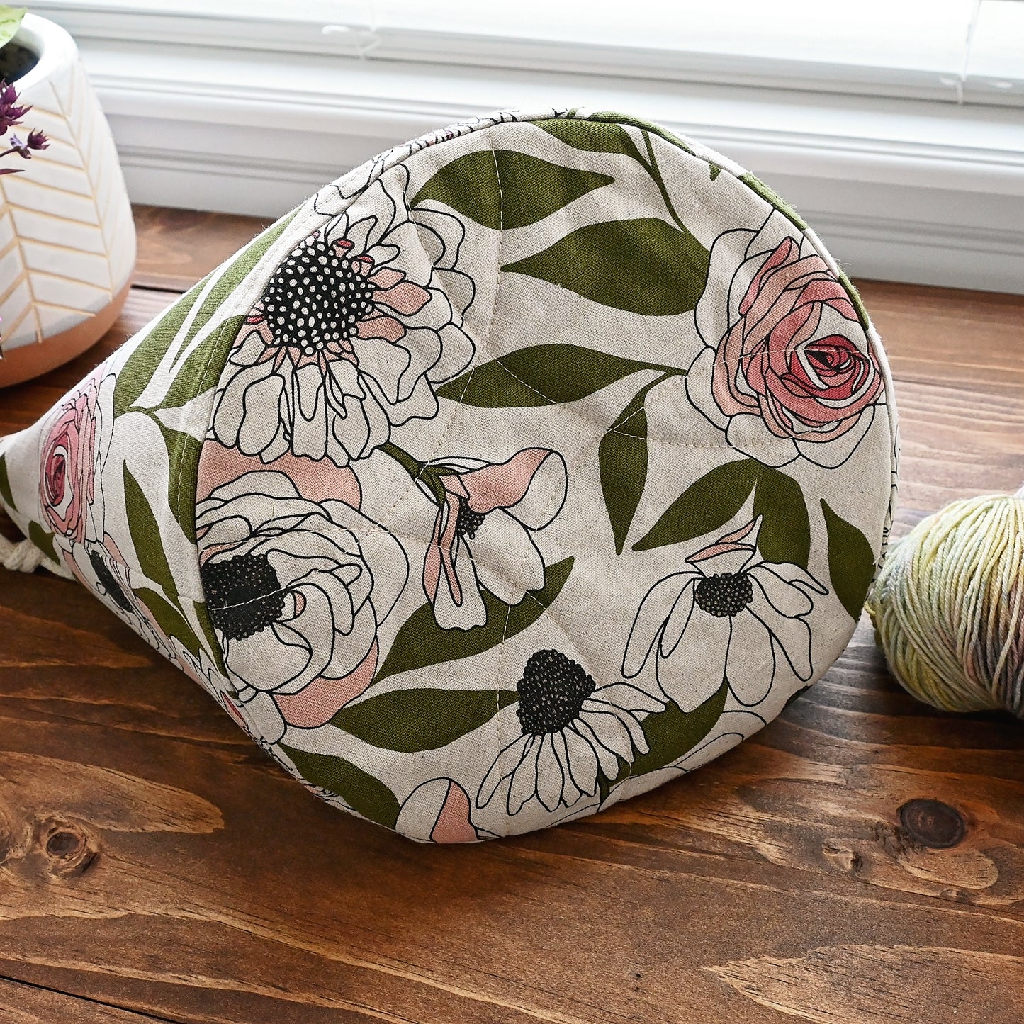 Paper Rose Bucket Bag