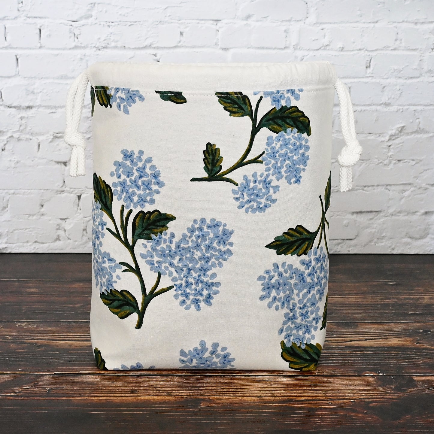 Pretty White and Blue Hydrangea Drawstring Bag