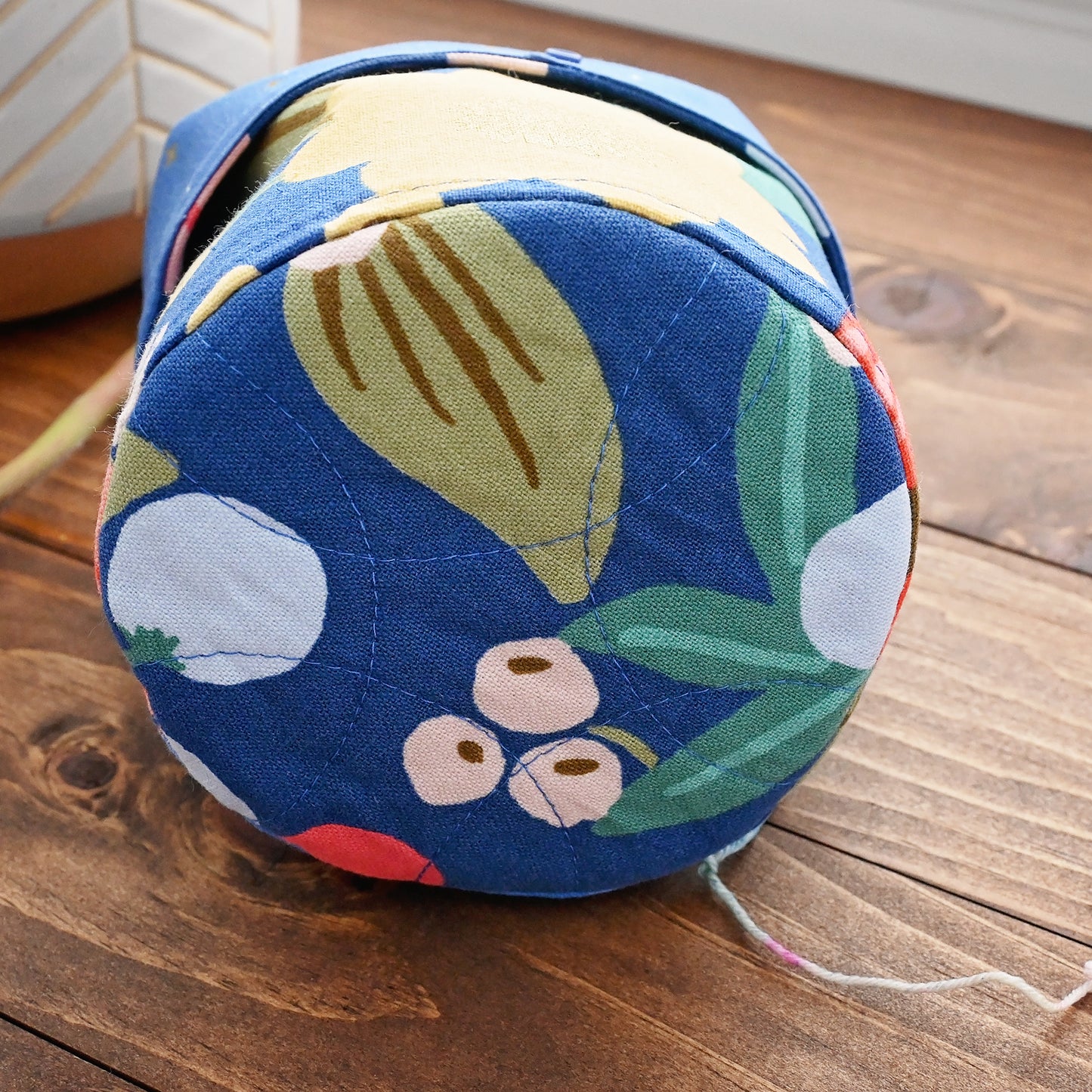 Vintage Garden Yarn Cozy - Small