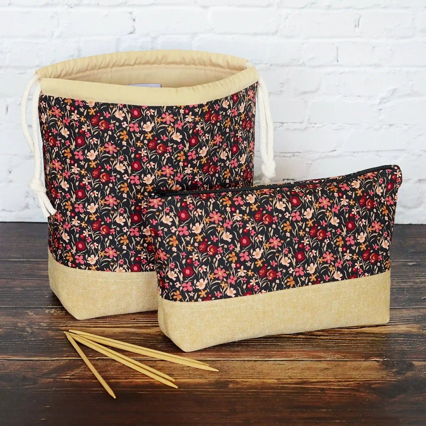 Pretty Floral Zippered Accessory Pouch