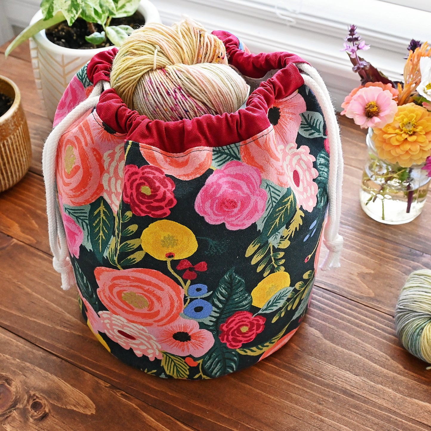 English Garden Bucket Bag