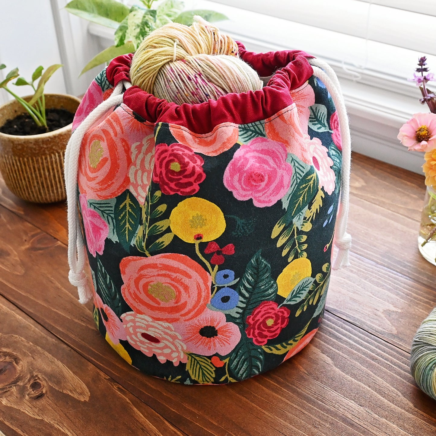 English Garden Bucket Bag
