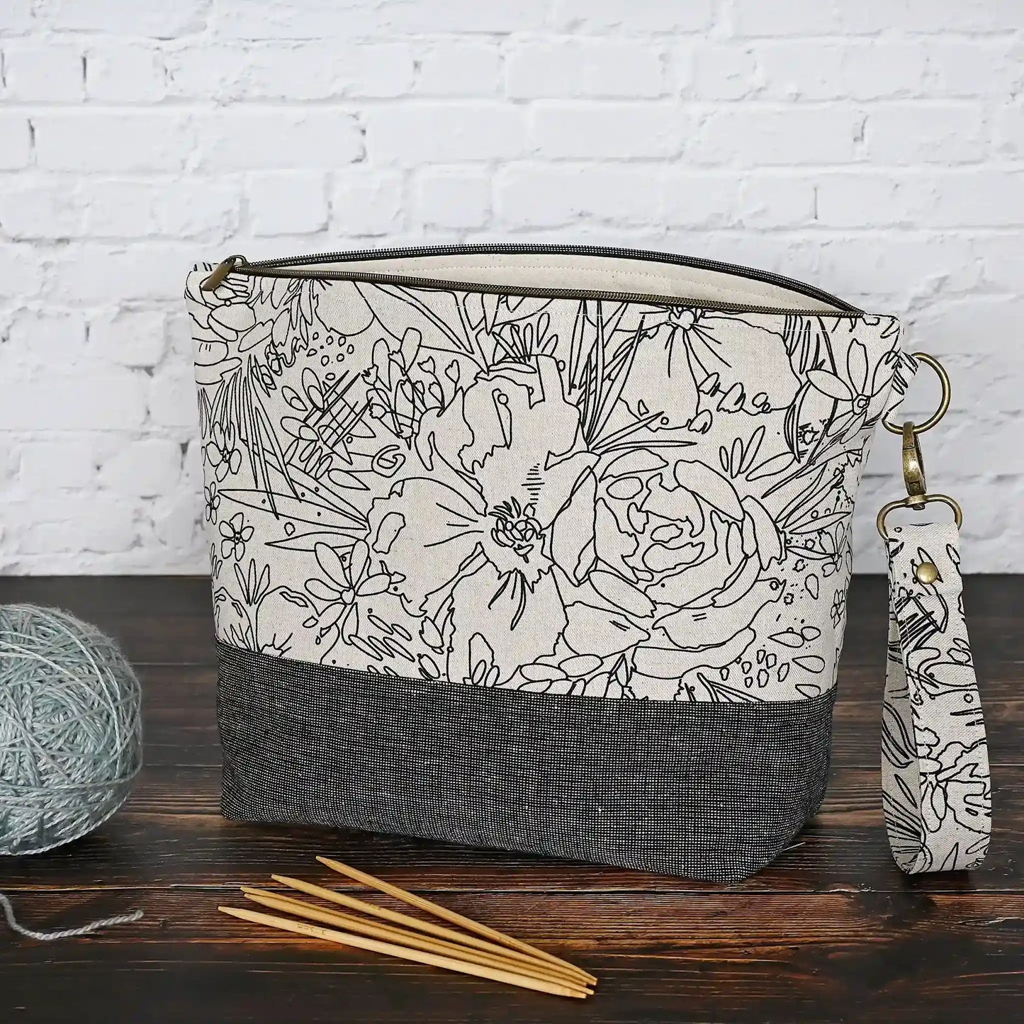 Linen Line Art Canvas Project Bag with Pockets