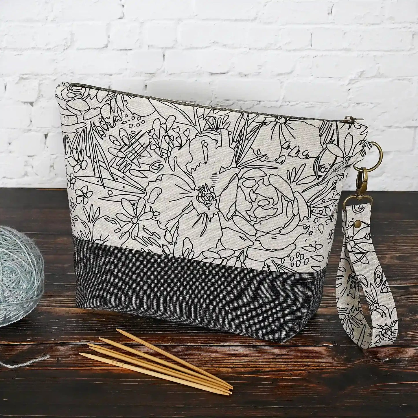 Linen Line Art Canvas Project Bag with Pockets