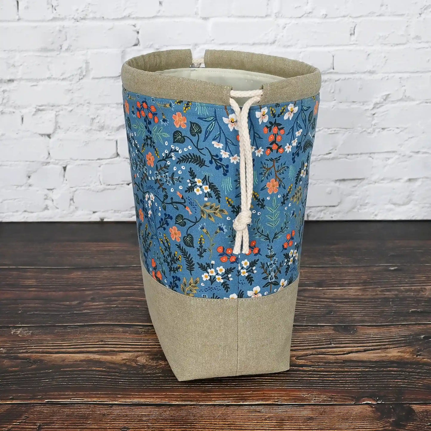 Cotton and Linen Drawstring Knitting Bag with Pockets