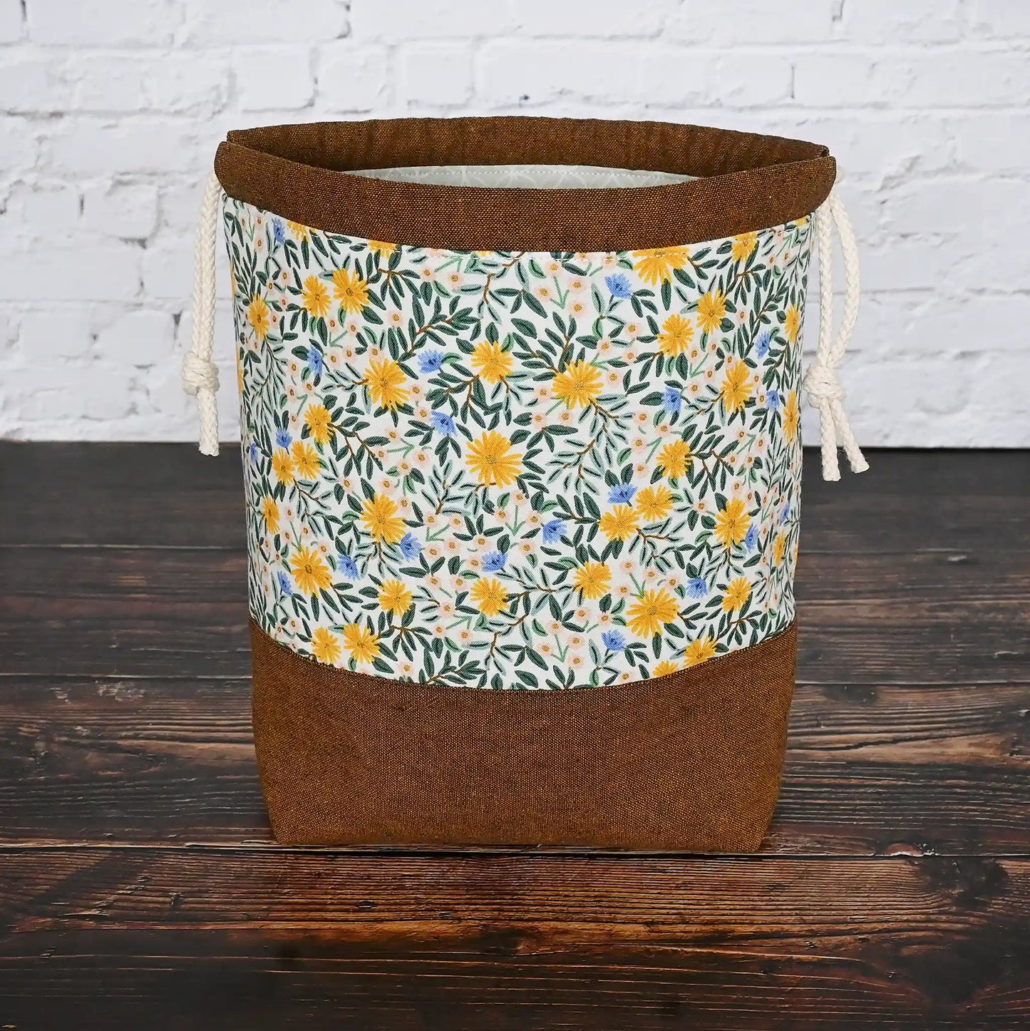 *Restocked!* Pretty Floral Print Project Bag with Pockets