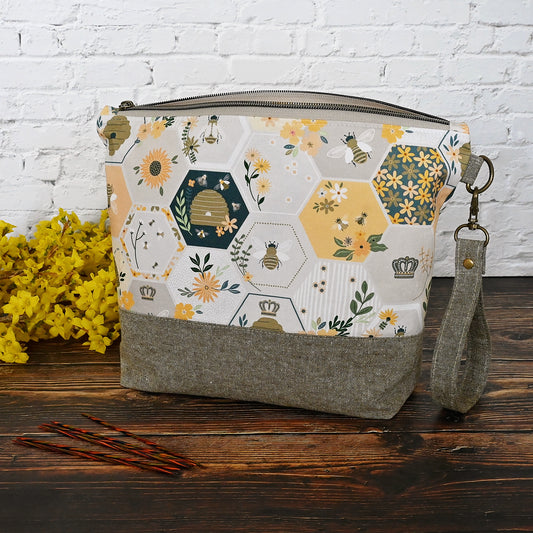 The Bee's Knees Zippered Project Bag
