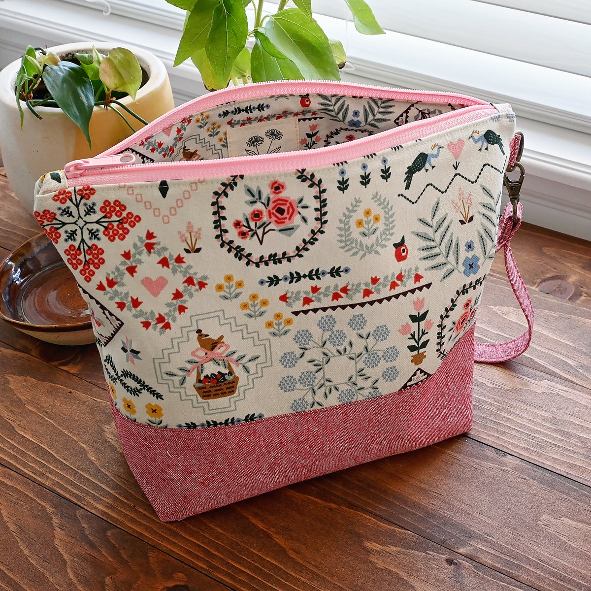 Home Sweet Home Zippered Project Bag