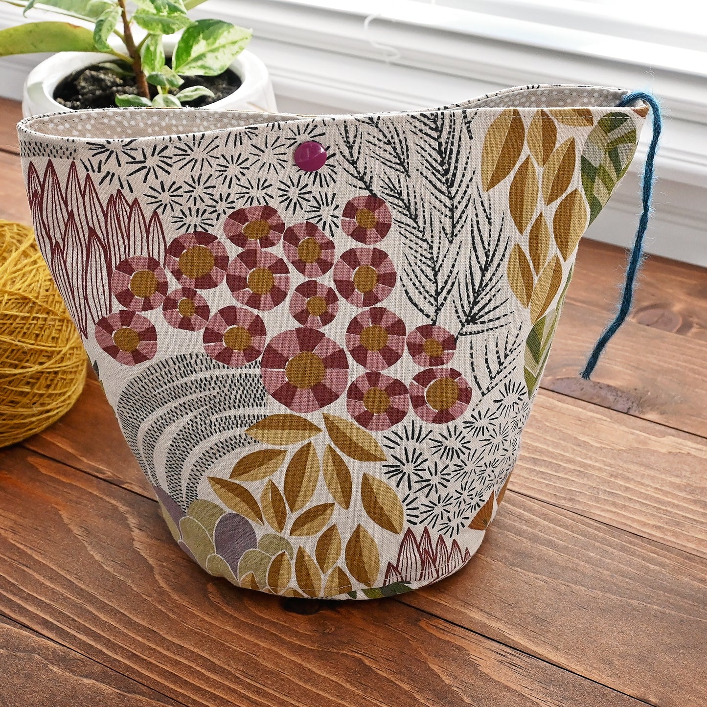 Bloom Yarn Cozy - Large