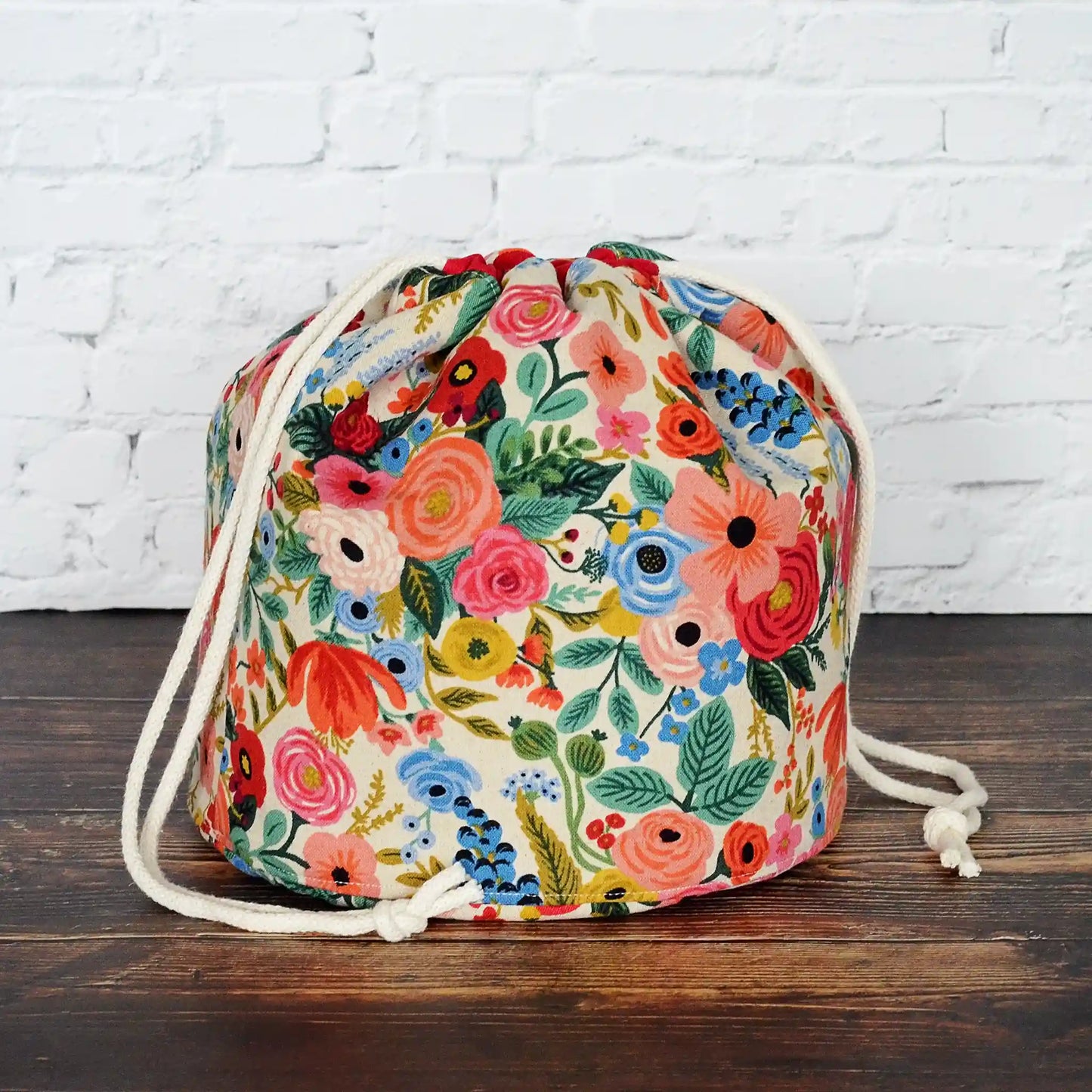 Gorgeous project bag in Garden Party Canvas by Rifle Paper Co.  Made in Canada by Yellow Petal Handmade.