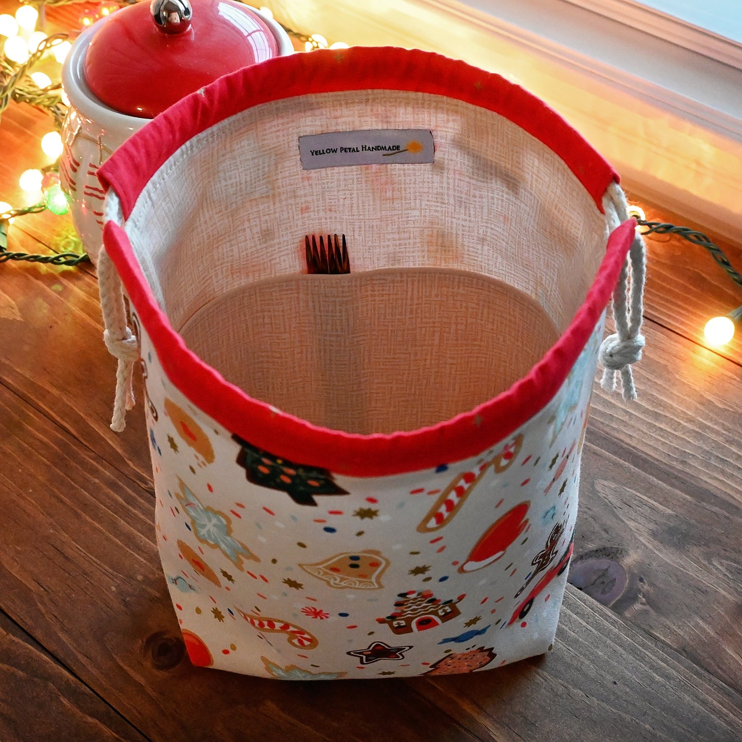 Merry Baker Drawstring Project Bag