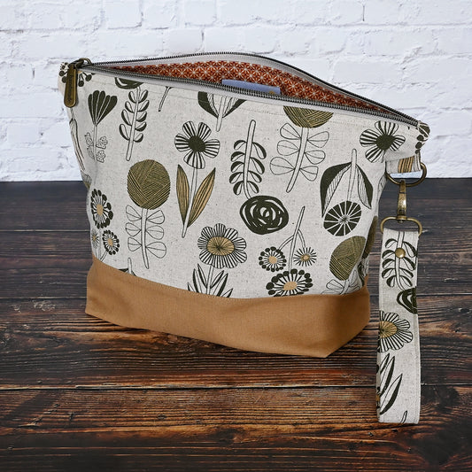 Canvas Zippered Project Bag in a Pretty Yarn Ball Canvas