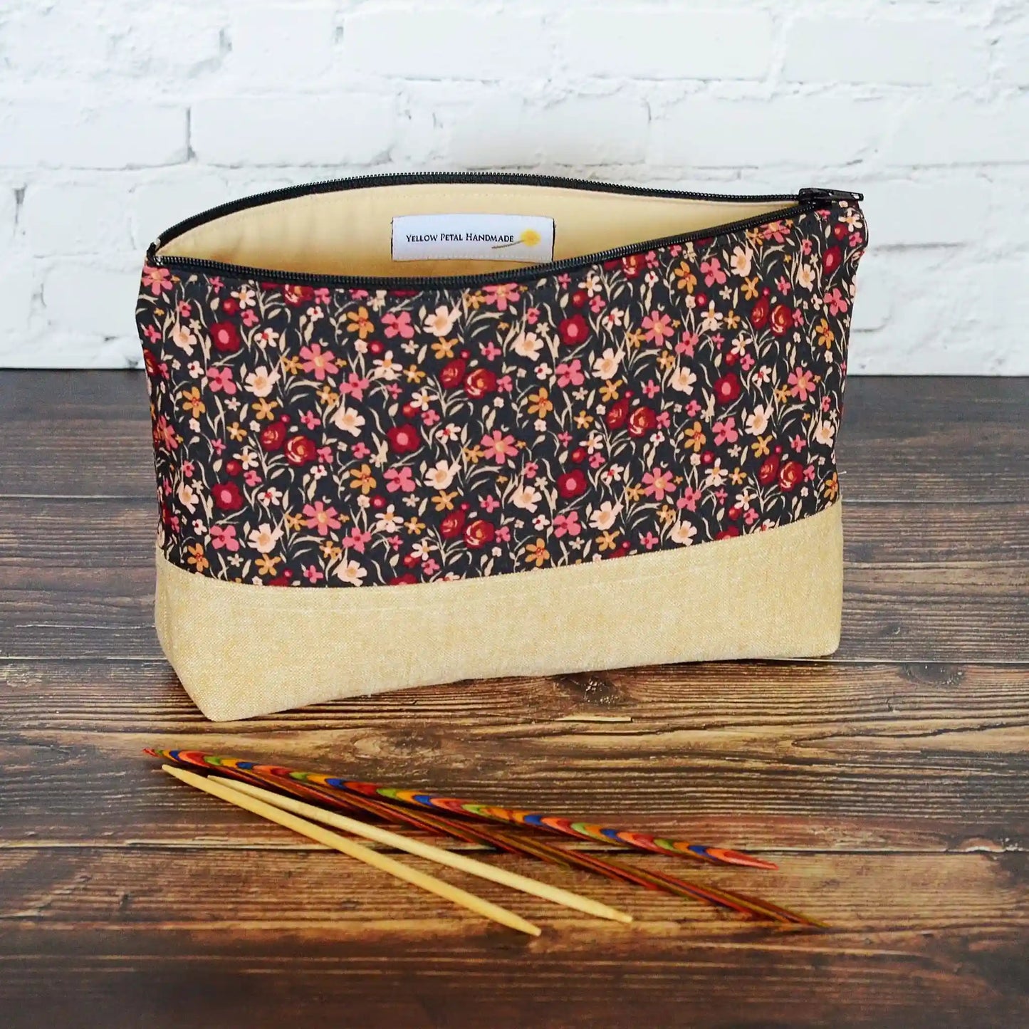 Pretty Floral Zippered Accessory Pouch