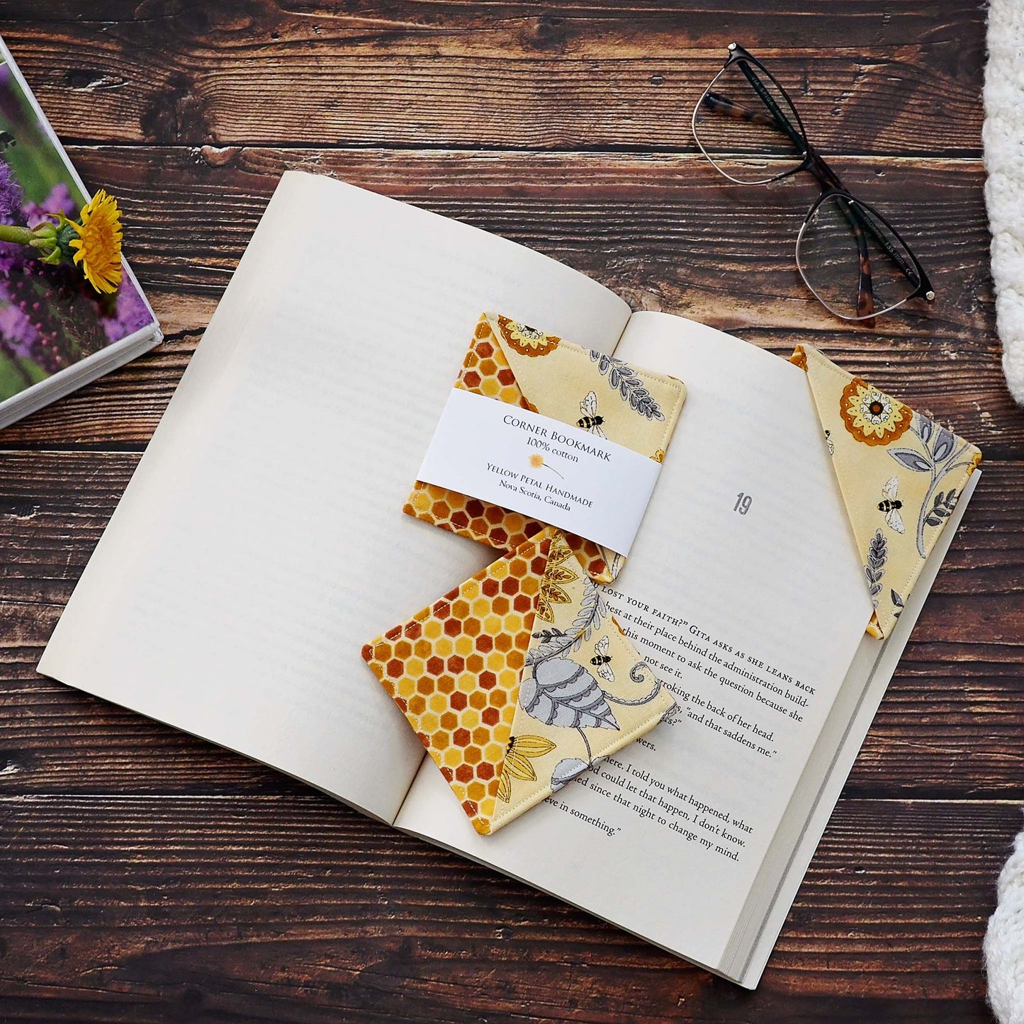 Pretty yellow and gold bee corner bookmarks.  Made in Nova Scotia, Canada by Yellow Petal Handmade.