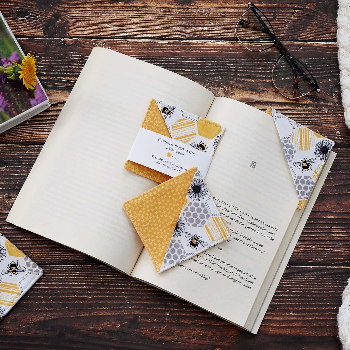 Fun bee corner bookmarks in three fabric choices, yellow, charcoal and plaid.  Made in Canada by Yellow Petal Handmade.
