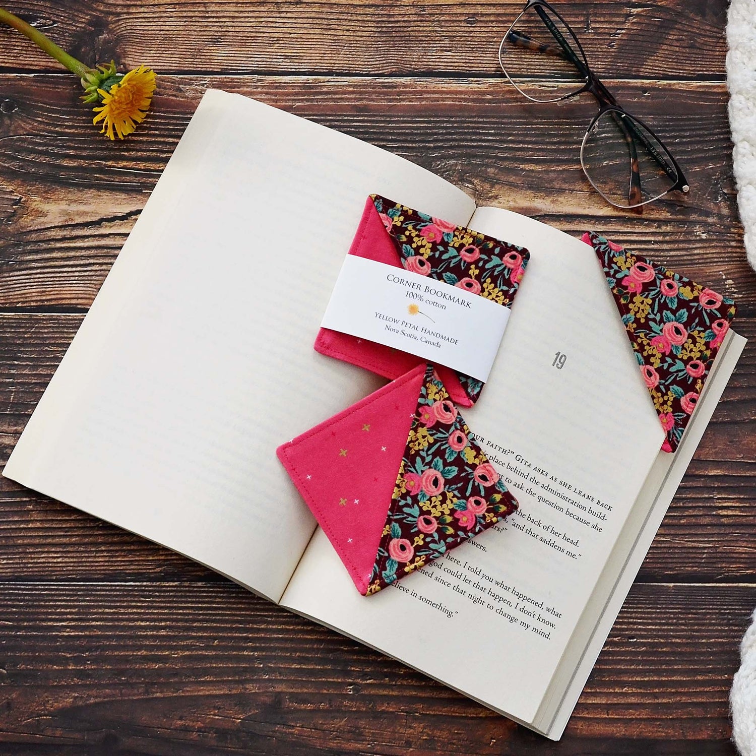 Pretty hot pink and burgundy floral corner bookmark.  Made in Canada.
