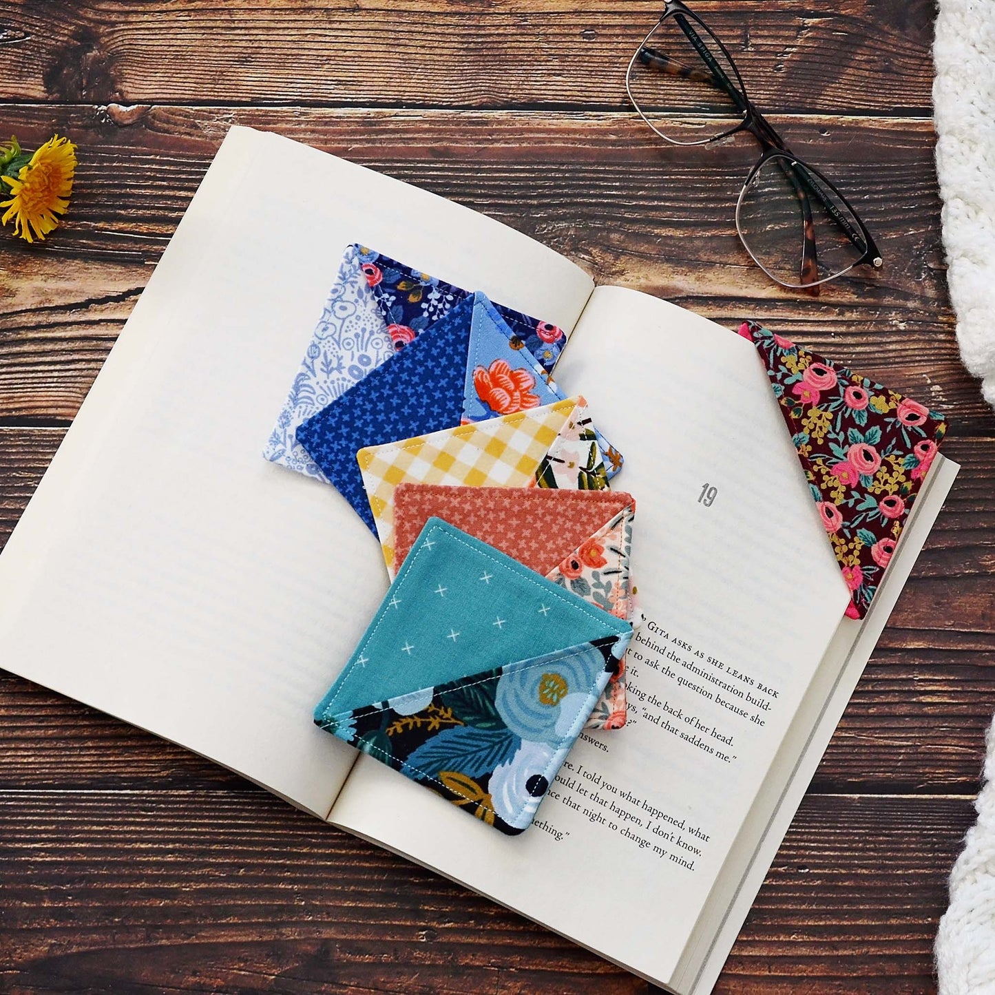 Pretty floral corner bookmarks in a variety of patterns and colours using Rifle Paper Co fabrics.  Made in Canada by Yellow Petal Handmade.